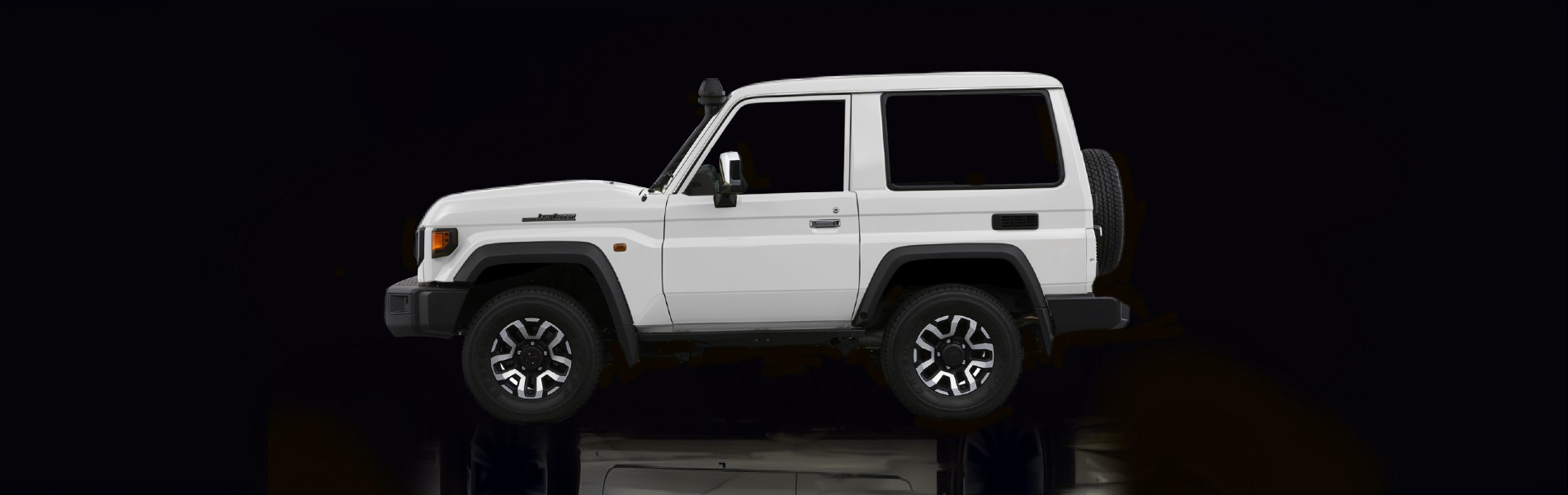 لاند كروزەر 70 سەقفی داخراو